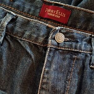 Perry Ellis Dark Wash Denim Jeans